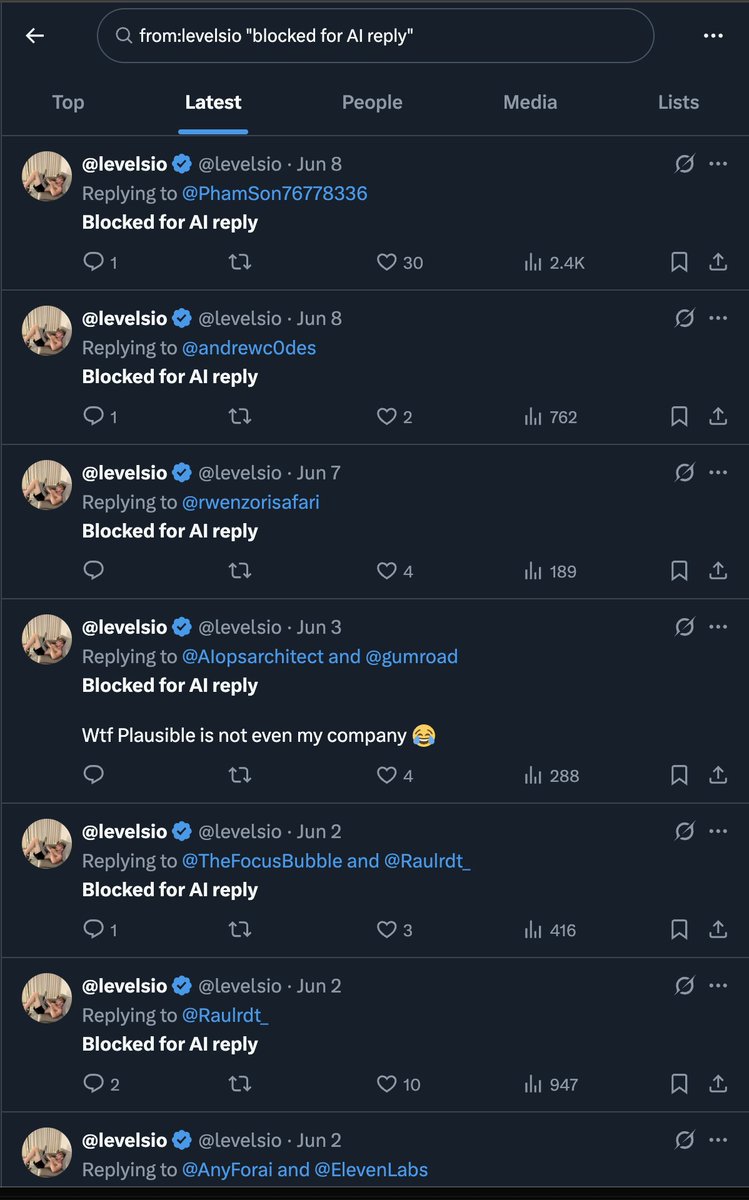 levelsio's tweet photo. I hereby submit my massive AI reply dataset to @TheGregYang to use to train X to detect these AI replies

I've built it up over the last 2 years! 

https://t.co/JsTLtdL70s https://t.co/SHUibE4xHZ