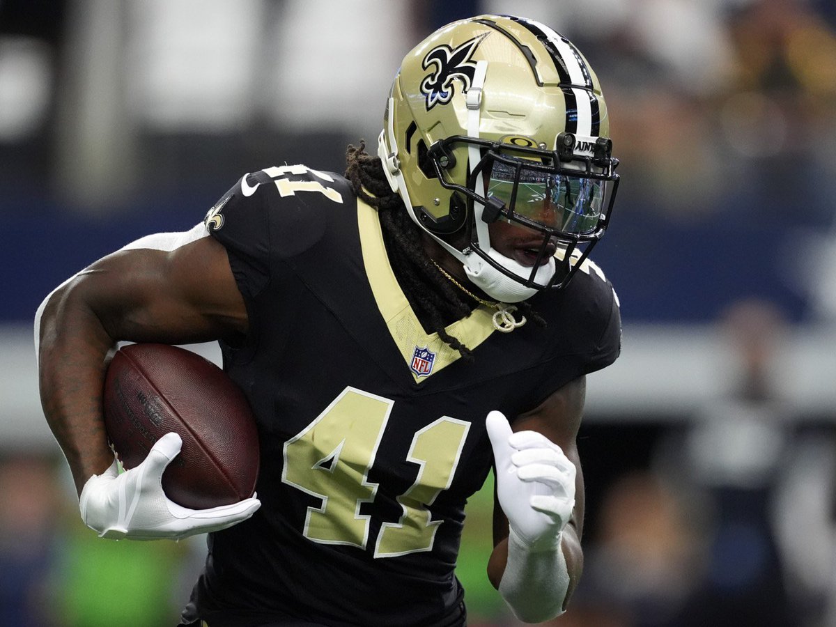 NFL Draft Content - Scouting (@draftlives_here) on Twitter photo Predicting the 2025-2026 #NFLSeason Outcome - NFC South Records
Atlanta Falcons: 9-8 π¦
Tampa Bay Buccaneers: 9-8 π΄ββ οΈ
Carolina Panthers: 8-9 πββ¬
New Orleans Saints: 3-14 βοΈ
The Panthers finally re-enter division contention, with Mayfield and Penix battling it out for top seed. Predicting the 2025-2026 #NFLSeason Outcome - NFC South Records
Atlanta Falcons: 9-8 π¦
Tampa Bay Buccaneers: 9-8 π΄ββ οΈ
Carolina Panthers: 8-9 πββ¬
New Orleans Saints: 3-14 βοΈ
The Panthers finally re-enter division contention, with Mayfield and Penix battling it out for top seed.