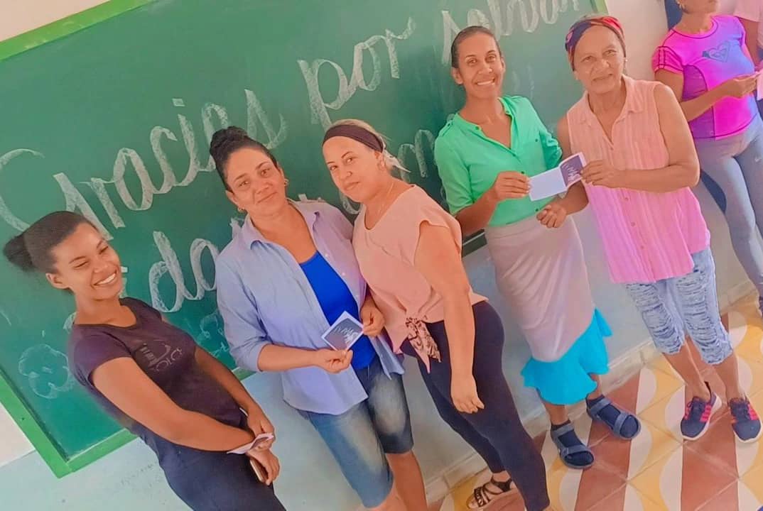 Se realiza actividad en saludo al día del bibliotecario y al donante de sangre.
#dmesantiago #dmetercerfrente #CubaMined #SomosContinuidad #TercerFrente