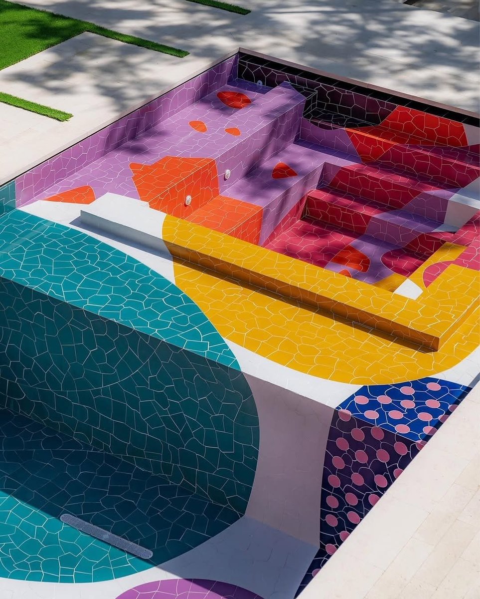 Arcfunmi's tweet photo. - Photographers: @oharpaz, @jayguzmanproductions, @leighwebber
#ArtPool #MosaicArt #MiamiArt #AlexProba #ContemporaryArt #PoolDesign #CeramicTiles #ColorfulArt #WrapMagazine https://t.co/HIVXNJjMqy