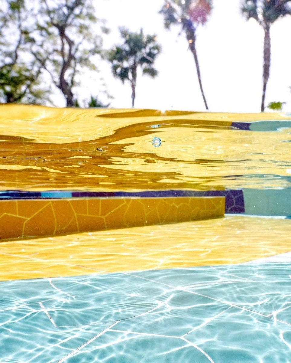 Arcfunmi's tweet photo. - Photographers: @oharpaz, @jayguzmanproductions, @leighwebber
#ArtPool #MosaicArt #MiamiArt #AlexProba #ContemporaryArt #PoolDesign #CeramicTiles #ColorfulArt #WrapMagazine https://t.co/HIVXNJjMqy