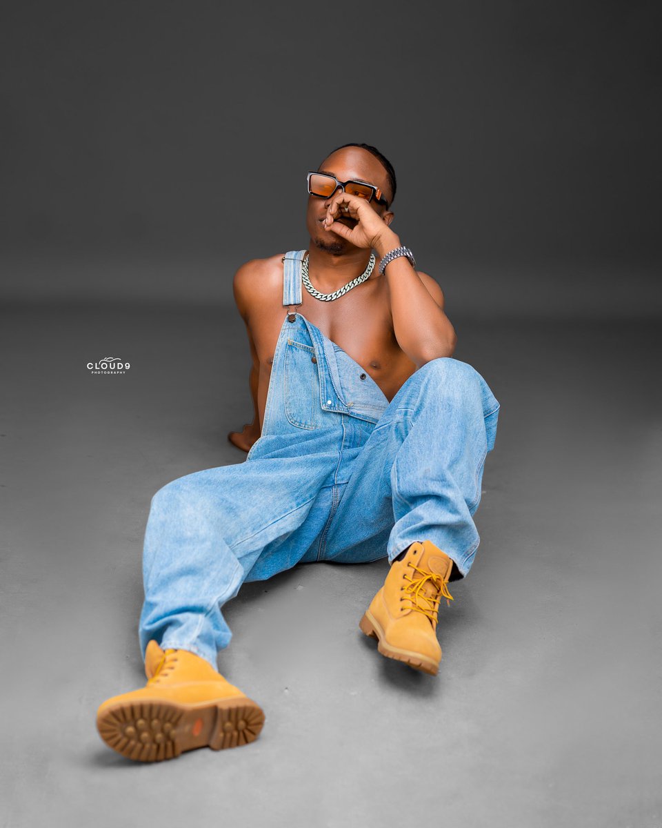 Now playing : NOT SORRY 🔥