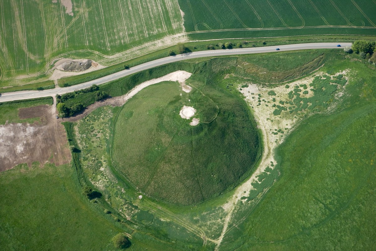 📢Our flagship #FortCumberland Labs reopen today!

Our project stabilised Neolithic Silbury Hill after an 18thC tunnel collapsed. Our first excavation archive digitally deposited, with <a href="/ADS_Update/">ADS</a>.

Happy 50th birthday to Archaeological Excavation <a href="/HistoricEngland/">Historic England</a>! #archaeology