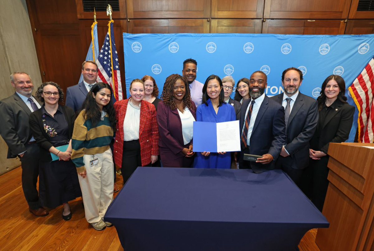 The FY26 Operating Budget is signed, sealed, and ready to deliver for #Boston! 

Mayor Wu has signed Boston’s $4.8B budget — passed unanimously by the Council after 120+ hours of hearings and public input.

Investments in housing, youth, public safety, and equity are on the way.