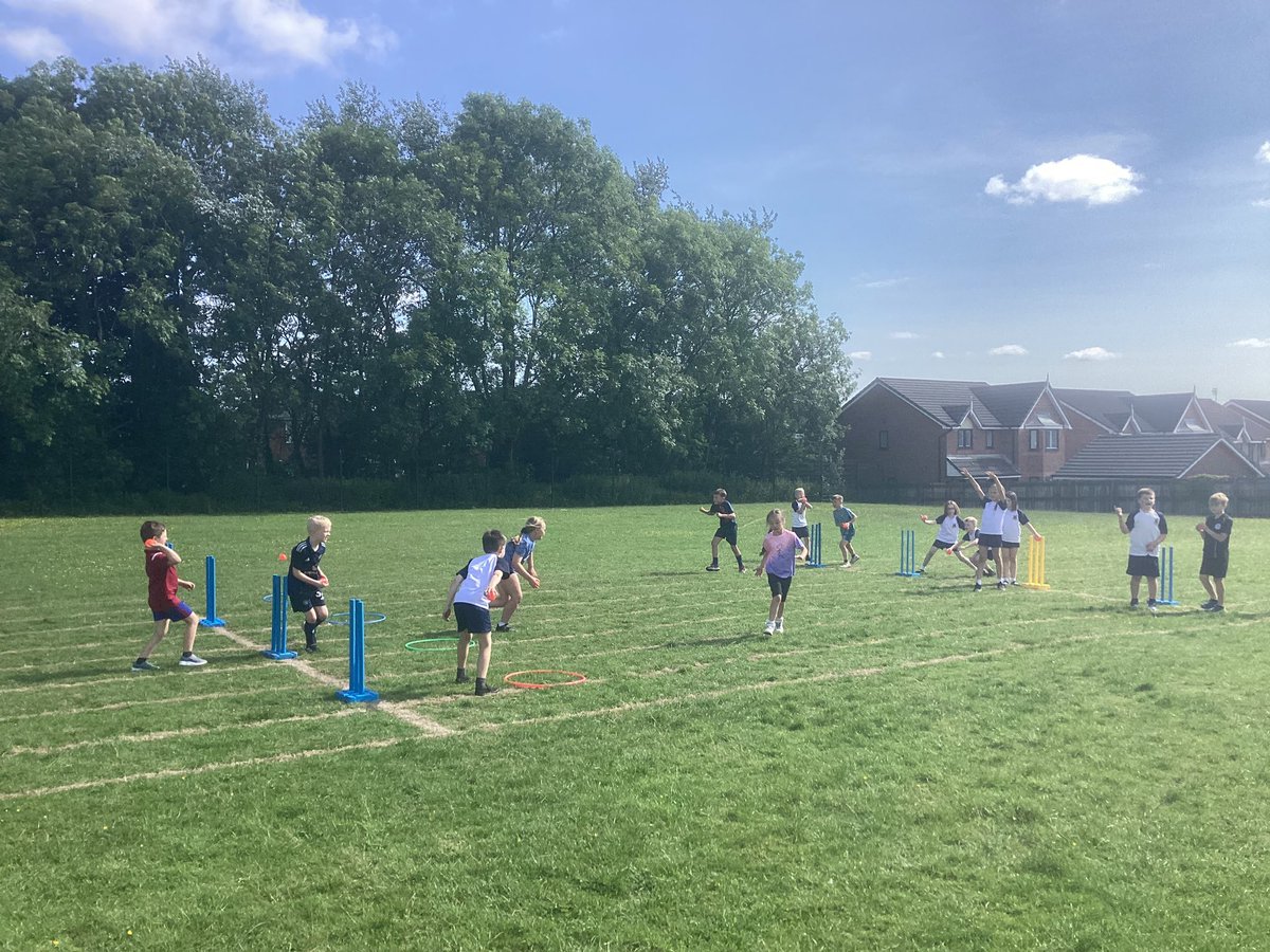 A fantastic first session with the KS2 cricketers! 🏏☀️ #ourladyssports <a href="/OurLadysYear3/">OurLadysYear3</a>