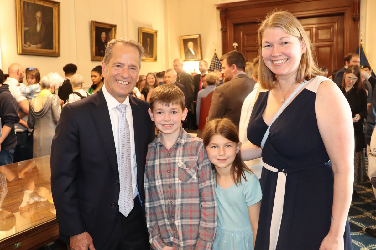 NHDeptEd's tweet photo. EFAs have transformed lives by giving families access to the educational pathways that best fit their children’s needs. Expanding this opportunity through universal eligibility is a bold and forward-thinking move that reimagines what education can be.  https://t.co/2DtEUjnC4H https://t.co/hJOlaHzKq6
