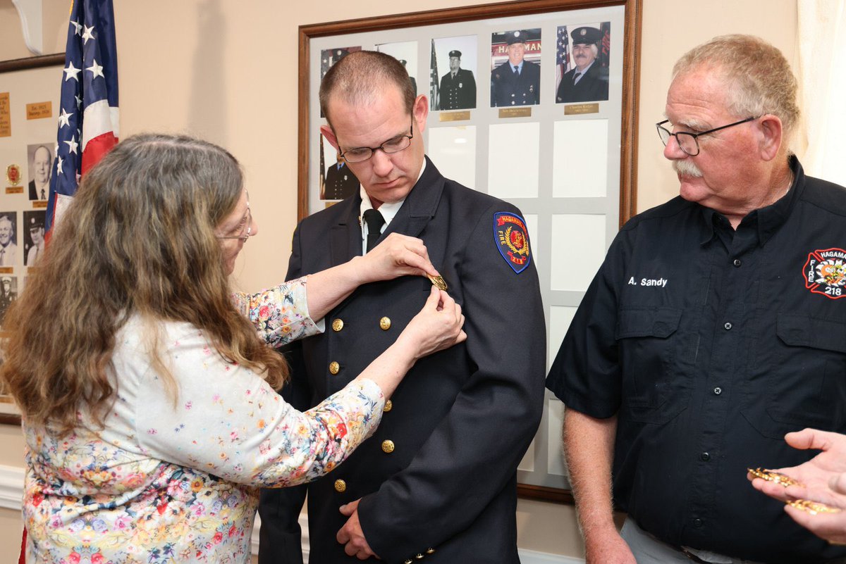 🚒🔥 Photos to share from a very special milestone 🔥🚒

Over the weekend, the Hagaman Volunteer Fire Department celebrated an incredible 100 years of service to the Village of Hagaman and surrounding communities.

In recognition of this historic occasion, I was proud to issue an