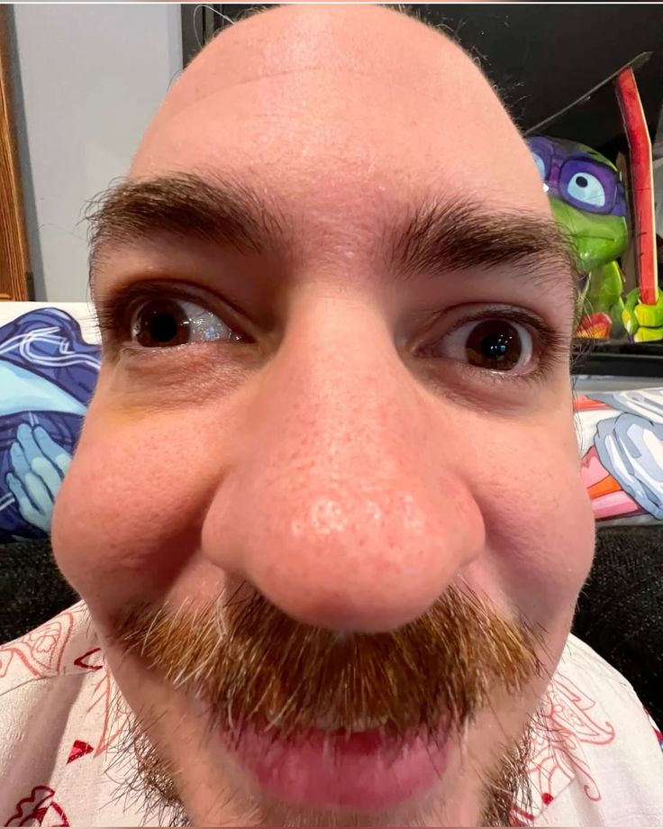 Ain't he gorgeous!

#gamegrumps #arinhandson
<a href="/egoraptor/">Arin Hanson</a>