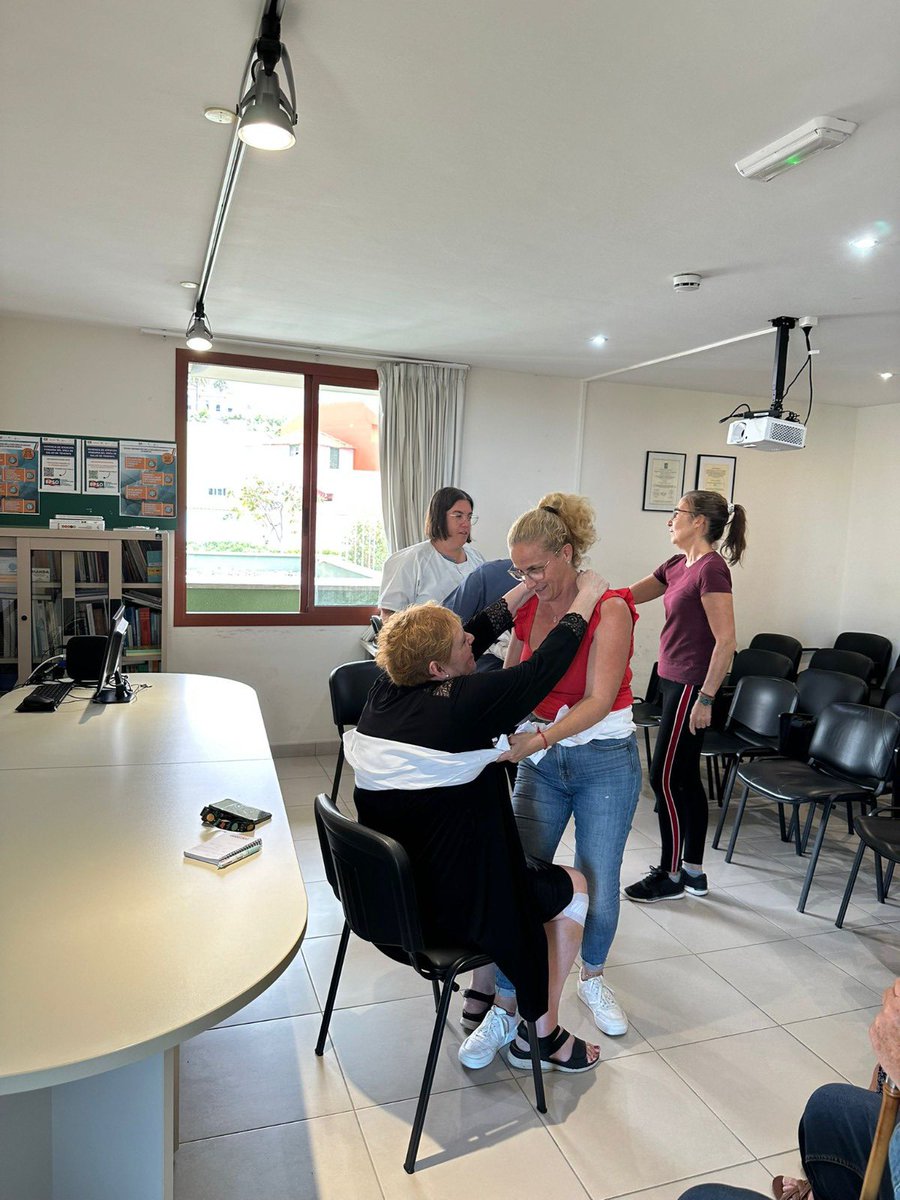 Escuela de Pacientes de Canarias tweet media