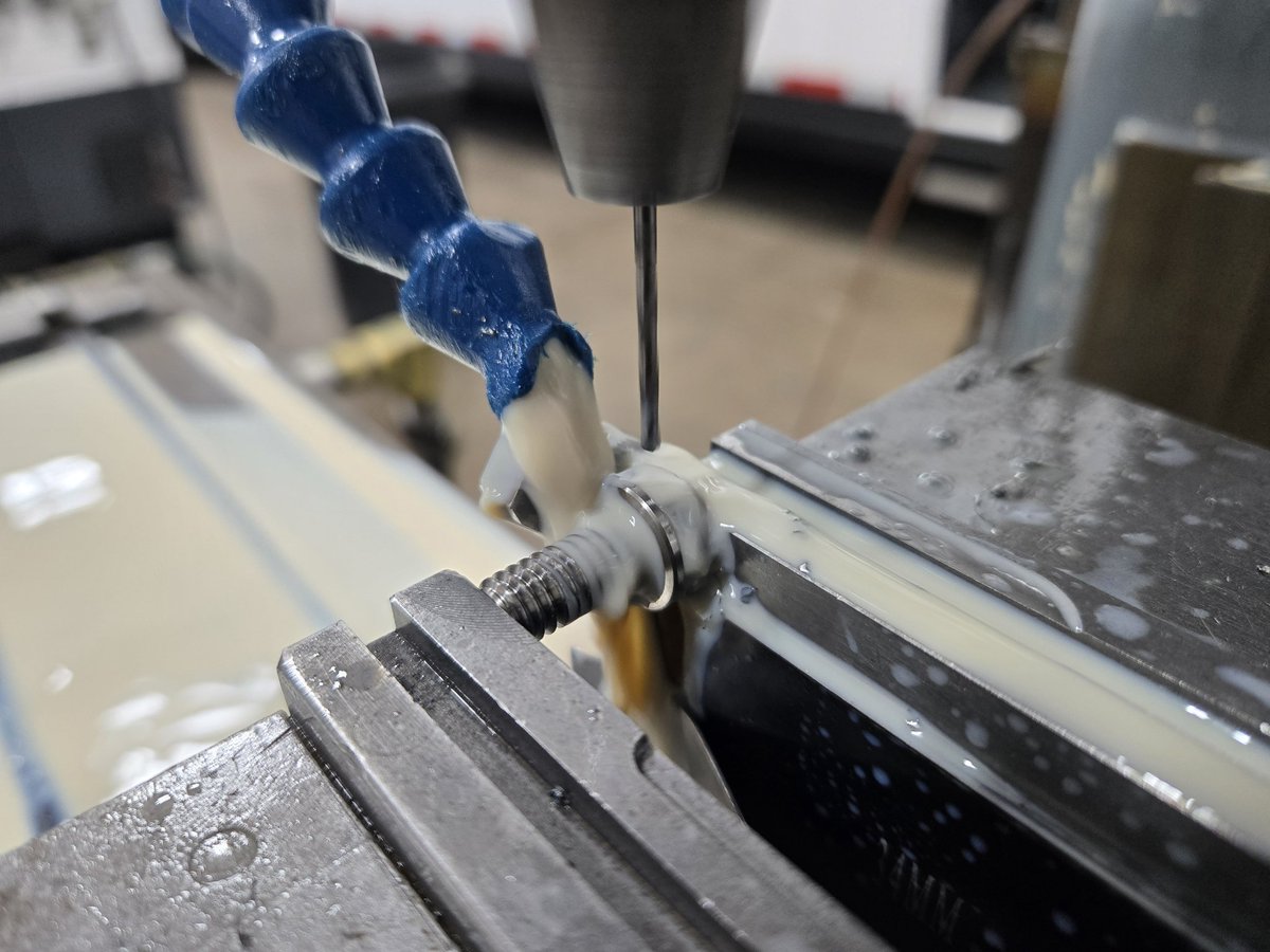 87SPEED_LLC's tweet photo. A little behind the scenes🎟
All 87TITANIUM tail tank bolts are drilled out on the hex for safety wire.
#87TITANIUM #MadeInTheUSA
*For more info and to see our 1000+ parts inventory visit https://t.co/DRIhJtXNI3* https://t.co/esTVDCGzs4