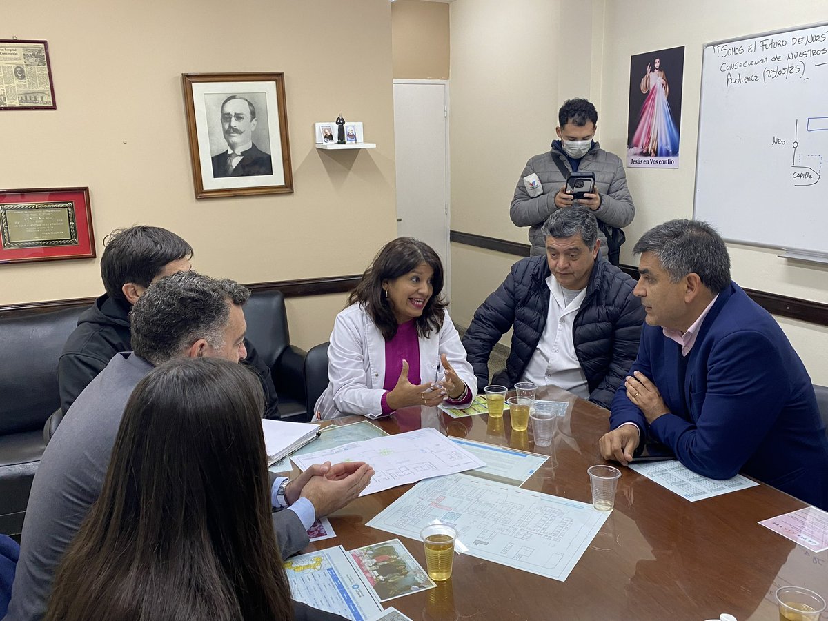Hoy recorrí el Hospital Regional de Concepción junto al subsecretario de Salud, Dr. Marcelo Montoya, y la subsecretaria de gobierno Katherina Mazzuco.