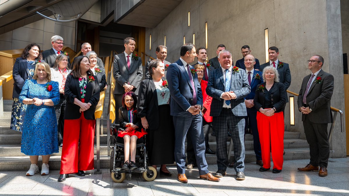 DavyRussell4HLS's tweet image. An honour to be sworn into the Scottish Parliament today as MSP for Hamilton, Larkhall and Stonehouse.
I will work night and day to deliver for my constituents.