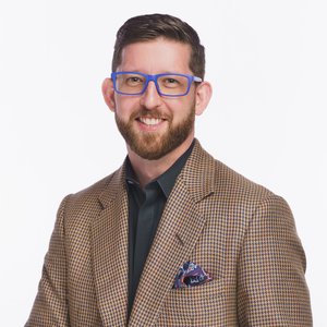 Equity Avengers (@equityavengers) on Twitter photo We’re thrilled to feature a special guest to #EquityChat 2.0, Eddy Conroy, a senior policy manager at New America. Eddy’s expertise in financial aid, basic needs, and supporting parenting students is unmatched. Dropping soon‼️<a href="/Iamkeithcurry/">Dr. Keith Curry #EquityAvengers #RealCollegePrez</a> <a href="/DrPamLuster/">Dr Pamela Luster #EquityAvengers #RealCollegePrez</a> <a href="/DrTammeil/">Dr. Tammeil Gilkerson</a> We’re thrilled to feature a special guest to #EquityChat 2.0, Eddy Conroy, a senior policy manager at New America. Eddy’s expertise in financial aid, basic needs, and supporting parenting students is unmatched. Dropping soon‼️<a href="/Iamkeithcurry/">Dr. Keith Curry #EquityAvengers #RealCollegePrez</a> <a href="/DrPamLuster/">Dr Pamela Luster #EquityAvengers #RealCollegePrez</a> <a href="/DrTammeil/">Dr. Tammeil Gilkerson</a>