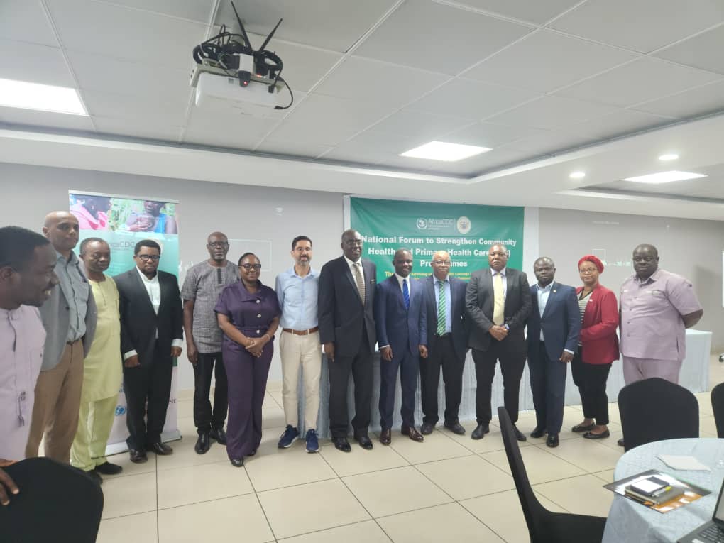 snorgah's tweet image. Attending a national health forum organised by @AfricaCDC &amp;amp; the Gov&apos;t of #Ghana. Had a brief chat with Minister for Health (Hon Akandoh) on the need to strengthen nutrition education &amp;amp; @WorldVision&apos;s
support for Universal Health Coverage as part of our #ENOUGH Campaign 
@mohgovgh