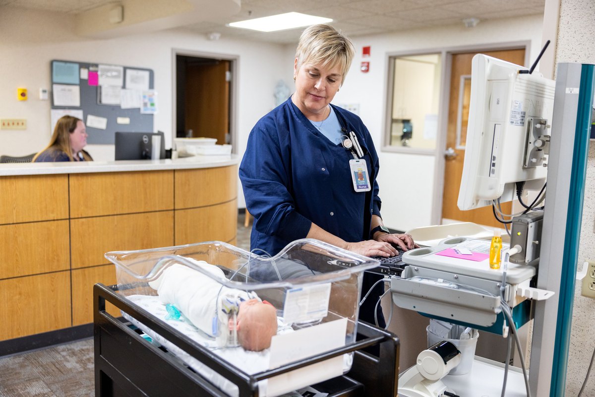 Our labor and delivery teams deliver more than 3,000 babies every year and skillfully manage every kind of birth. Take a virtual tour of our labor and delivery units or schedule an in-person tour at our downtown campus to learn more: uihc.pulse.ly/tkzknpjiqb