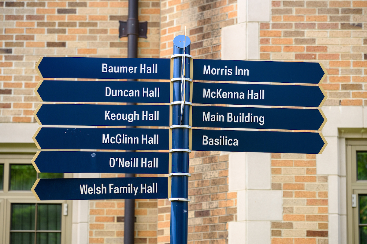 PhotosND's tweet image. Hey @NDAlumni, tell us where you spent all of your favorite moments on campus!