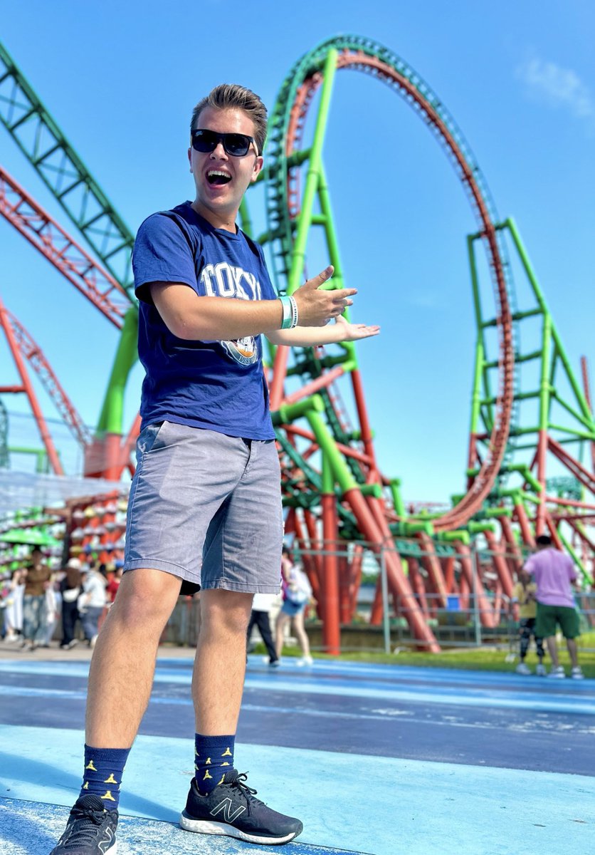 Our vlog from DUELING DRAGONS is now up!! This was a WILD day. We had never been to China before, and had no idea what to expect from this theme park. Safe to say we were BLOWN away! Guangzhou Sunac Land is HUGE with so much to discover! Go check it out!
youtu.be/DlduU2dDNa0