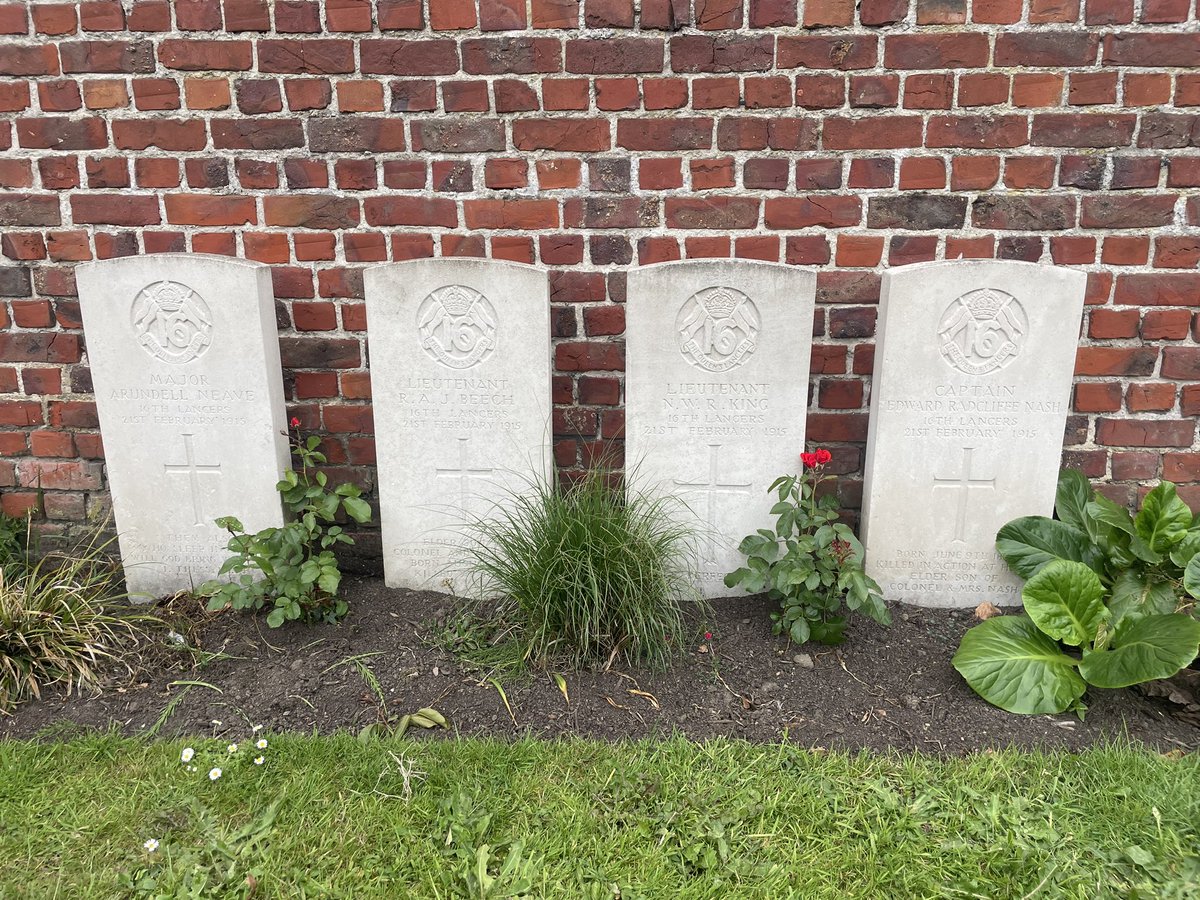 albymarch_alan's tweet photo. Ypres Town Cemetery @CWGC #Belgium
R.McDonald #ScotsGuards
J.McDonough #IrishGuards
J.C.Lawrence #GrenadierGuards
A.Neave, R.A.J.Beech, N.W.R.King, E.R.Nash #16thLancers 21/02/1915 https://t.co/ZwYRpDnLVb