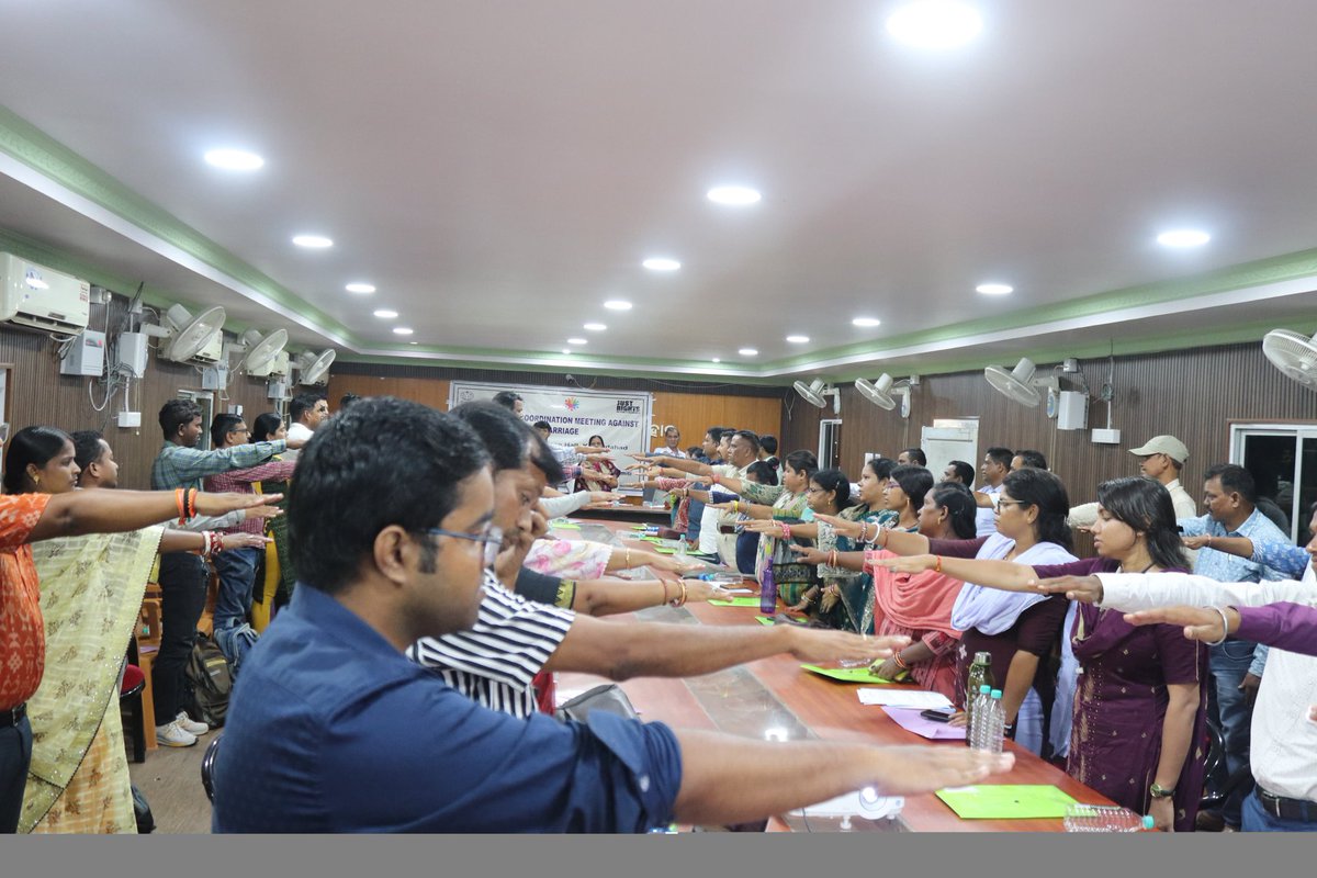 DPMU_DHENKANAL's tweet photo. Joining hands against child marriage! A Stakeholders Co-ordination Meeting was held at #KankadahadBlock on 10.06.25 Dhenkanal, as part of the #AspirationalBlockProgram.The message was Let's work together to create a safer future for our children! #EndChildMarriage https://t.co/u2W6N8T4y6