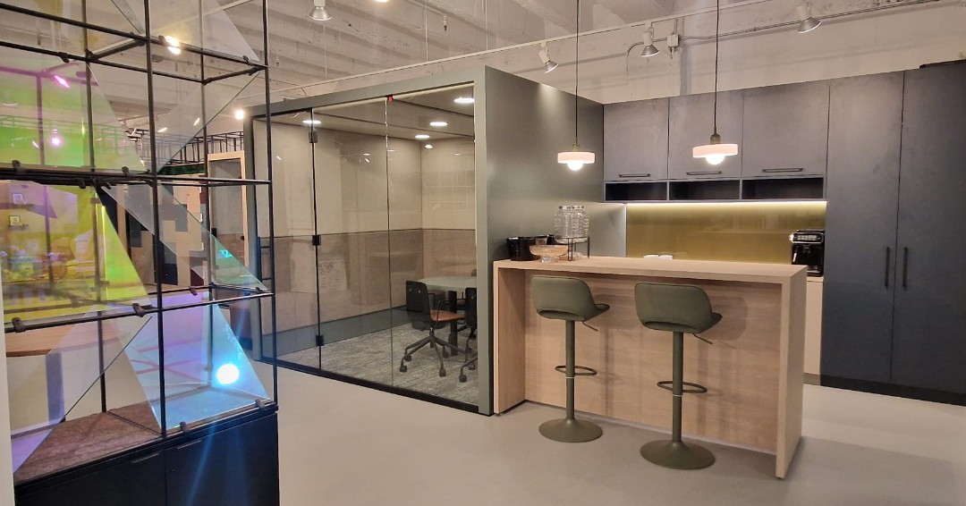 Spacestor tweet media