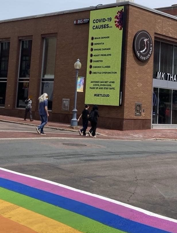 Our latest Covid19 Billboard is up in Moncton New Brunswick, Canada. 
We need to #GetLoud right now, and signs like this can really help get the conversation started. 

Wanna help us post more? ⬇️

gofund.me/c6fe1e9e

#Covid #MaskUp #LongCovid #LongCovidKids