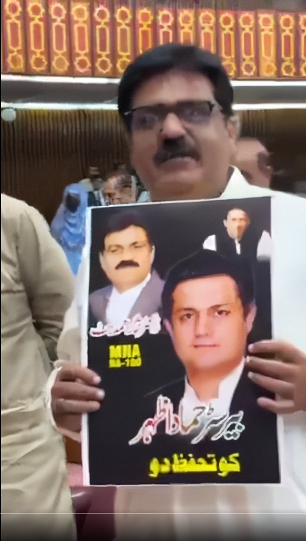 ThomasUnhinged's tweet photo. who this panchoda? and what sorta protection he seeking for hamad azhar? someone molesting him?

https://t.co/4cRvq63X3s https://t.co/b2JMZT7TRi