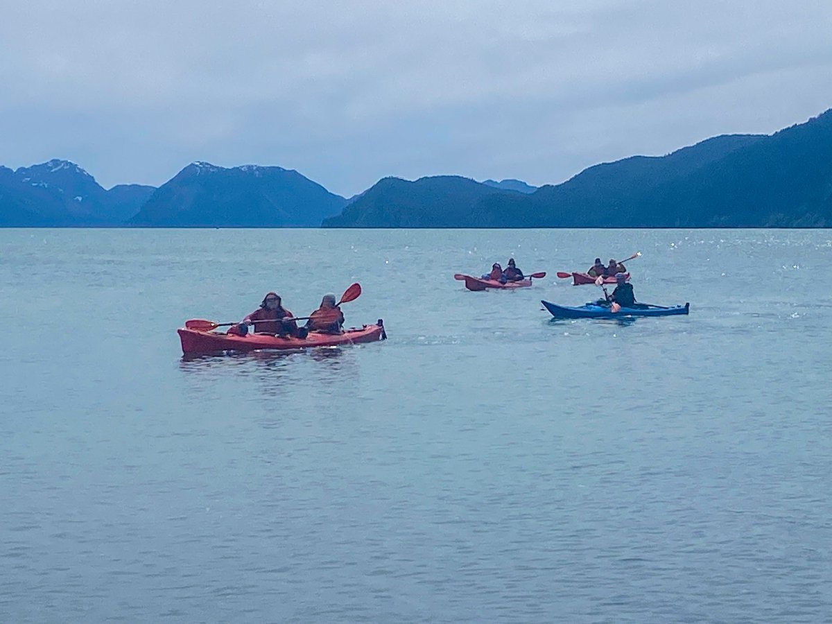 #MarineEcology and #Mariculture for Teachers course was held in #Seward, #Alaska, this year. This hands-on, course immersed educators in Alaska’s coastal ecosystems—kayaking, journaling, and learning from local experts to bring marine science to life. 🌊🍃
pwsc.alaska.edu/4teachers/