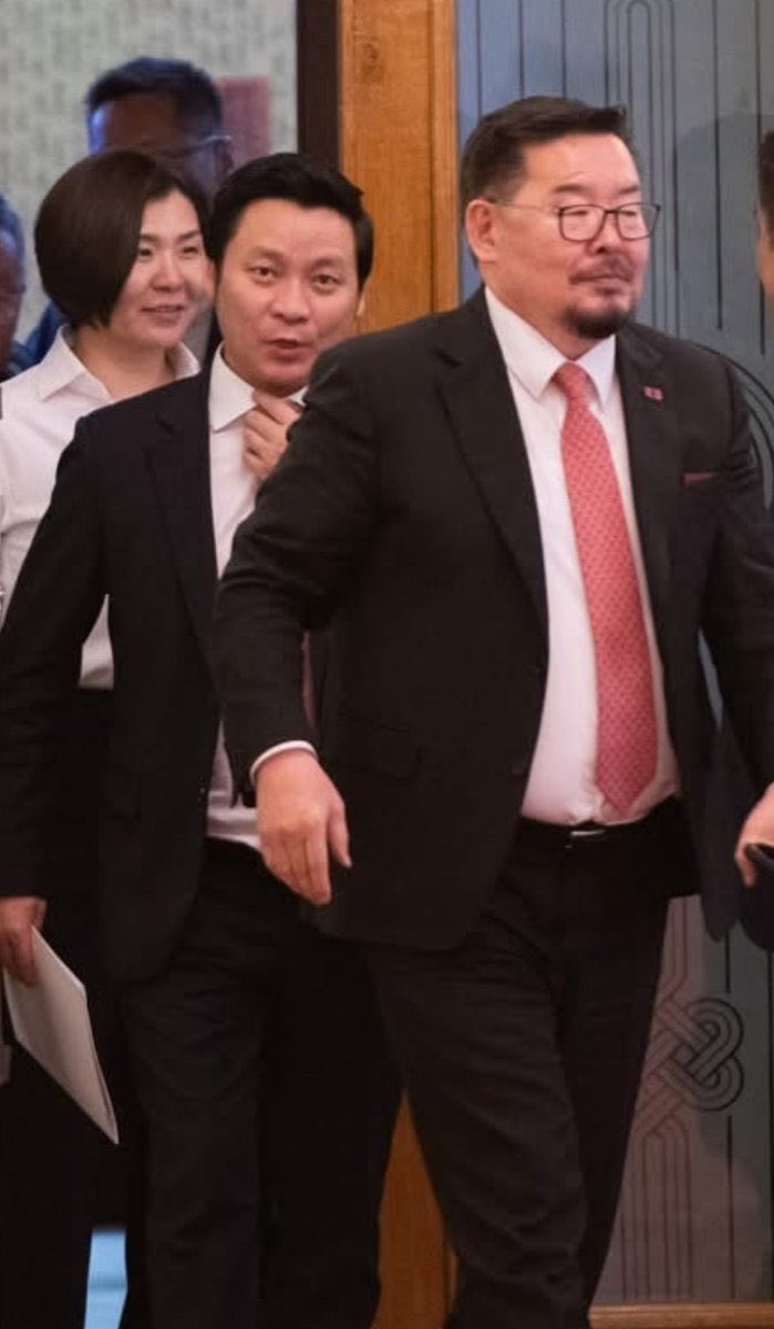 Сэтгэл хангалуун гэж энэ дээ