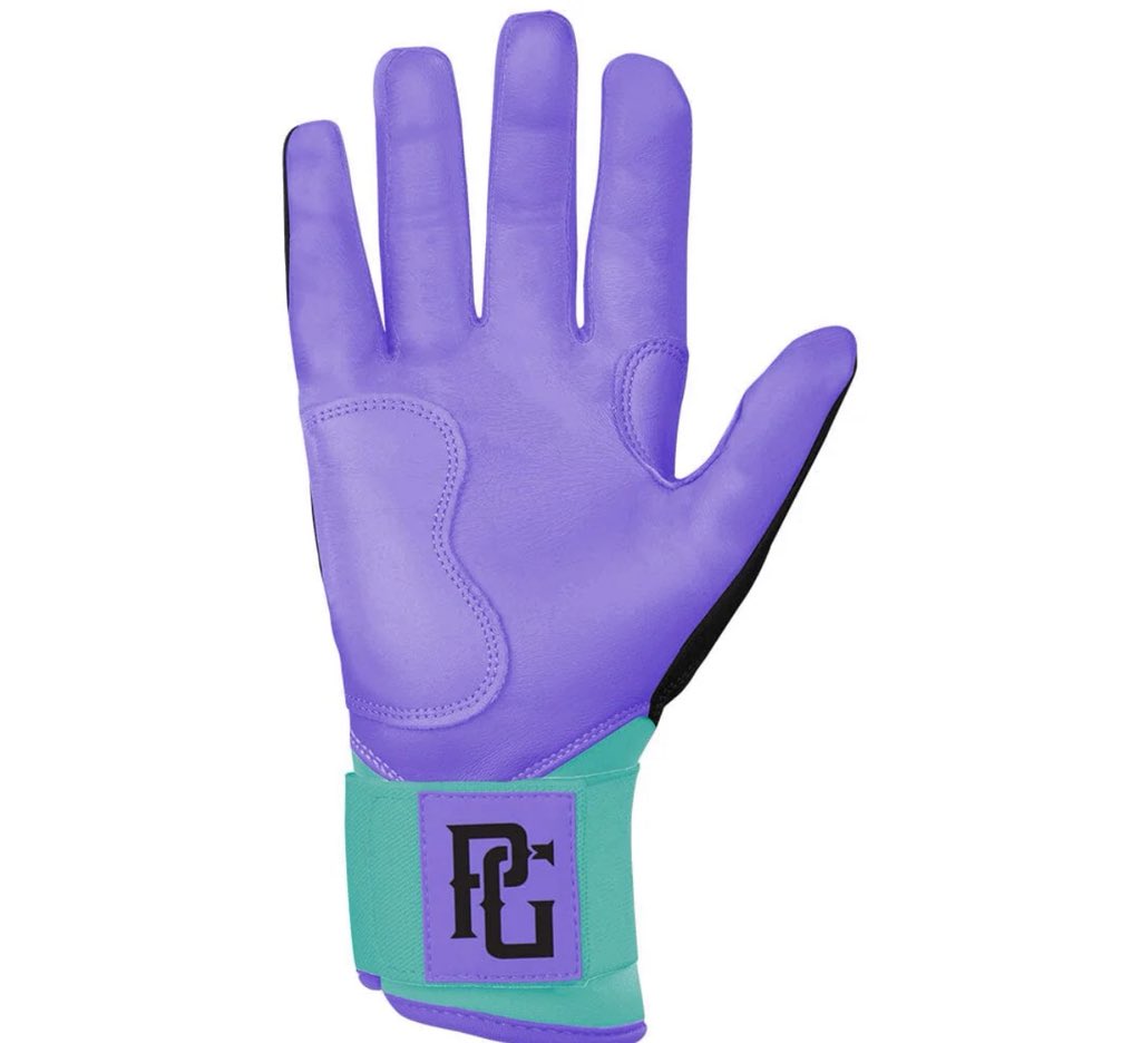 PGDestin's tweet photo. We have the Limited edition Bruce Bolts  batting gloves in store! Available in short/long cuffs! 
📍4233 Legacy Dr. 
The Destin Commons
#perfectgamegulfcoast https://t.co/EkRVNEmWQ3