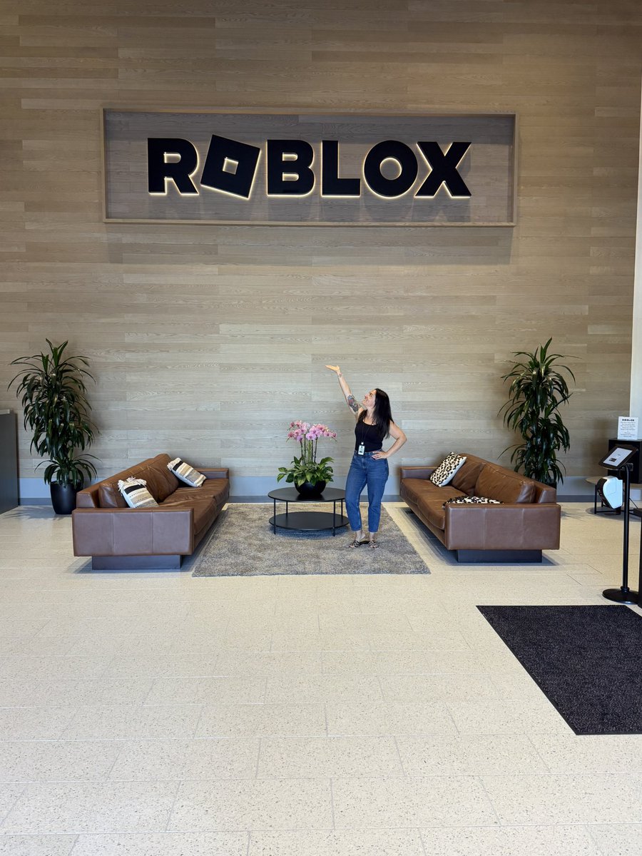 Today is my 6 year anniversary at Roblox. Just wanted to jump on to say that I have the best job in the freaking world. Thankful I get to do this everyday with the best community of devs &amp; creators! ILY!! ♥️