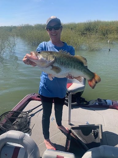 Lake Falcon GIANT