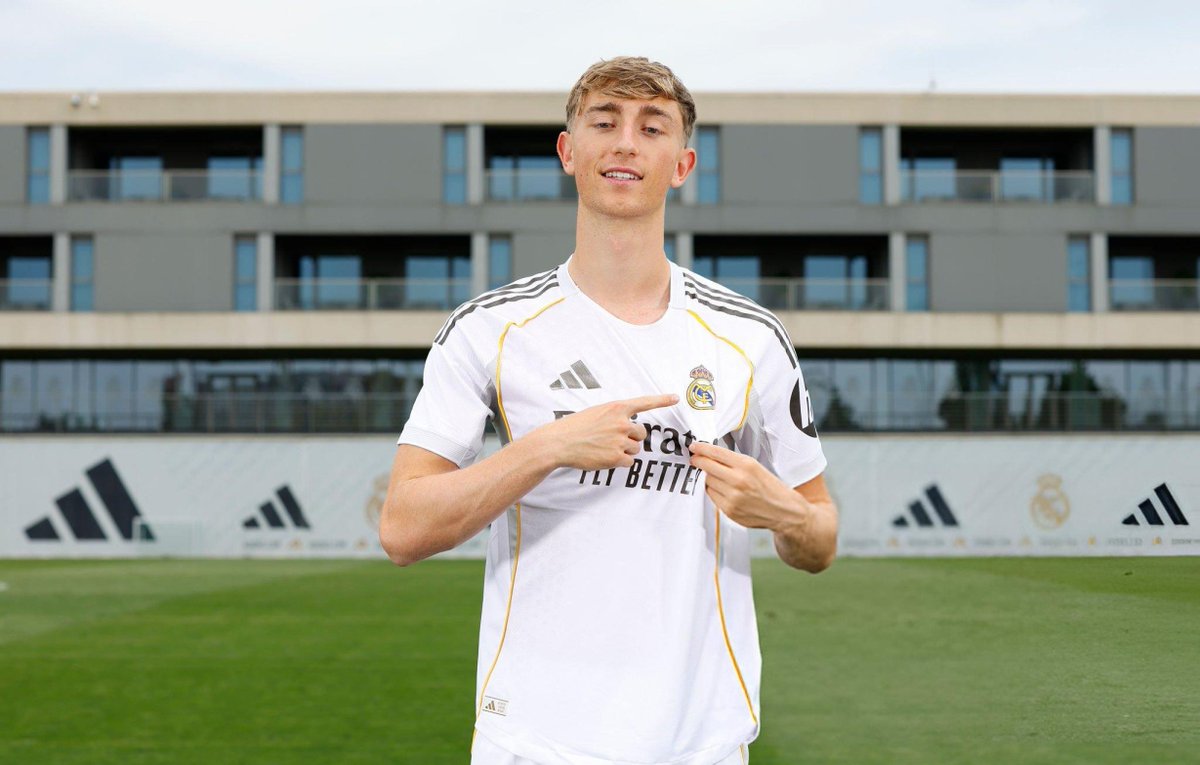 🚨| Rendez-vous DEMAIN 11H sur la chaine Youtube pour une analyse avec IMAGES de DEAN HUIJSEN !👀🇪🇸

Le joueur m’a encore impressionné lors de ce rassemblement avec la Roja donc on en reparle demain à 11H ! ✍️

Chaine Youtube : FootballByOuss

Un avis noyé dans la mer ! 🫡