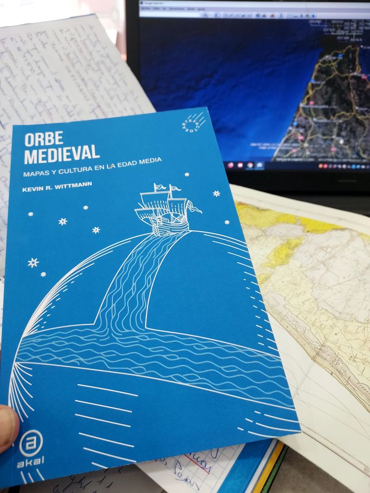 Me llegó el libro de
Kevin R. Wittmann que sorteó <a href="/ArdeBizancio/">G. Soriano / Arde Bizancio</a> 
Para un tío como yo, que cuando no sabe que hacer, mirar mapas o Google Earth, y hago mis mapitas a mano cuando coy por ahí, imprescindible. Un millón de gracias y no dejéis de escuchar go.ivoox.com/sq/2358070