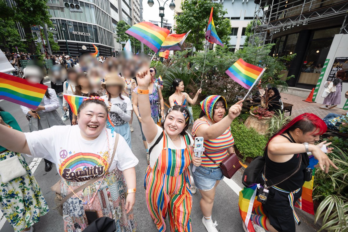 PocchariModel's tweet image. 日曜日に、所属モデルたちと、Tokyo Pride 2025 @Tokyo_R_Pride  に参加してきました！

事務所にも LGBTQ+ の当事者がいますし、私たちは皆 Ally です。…