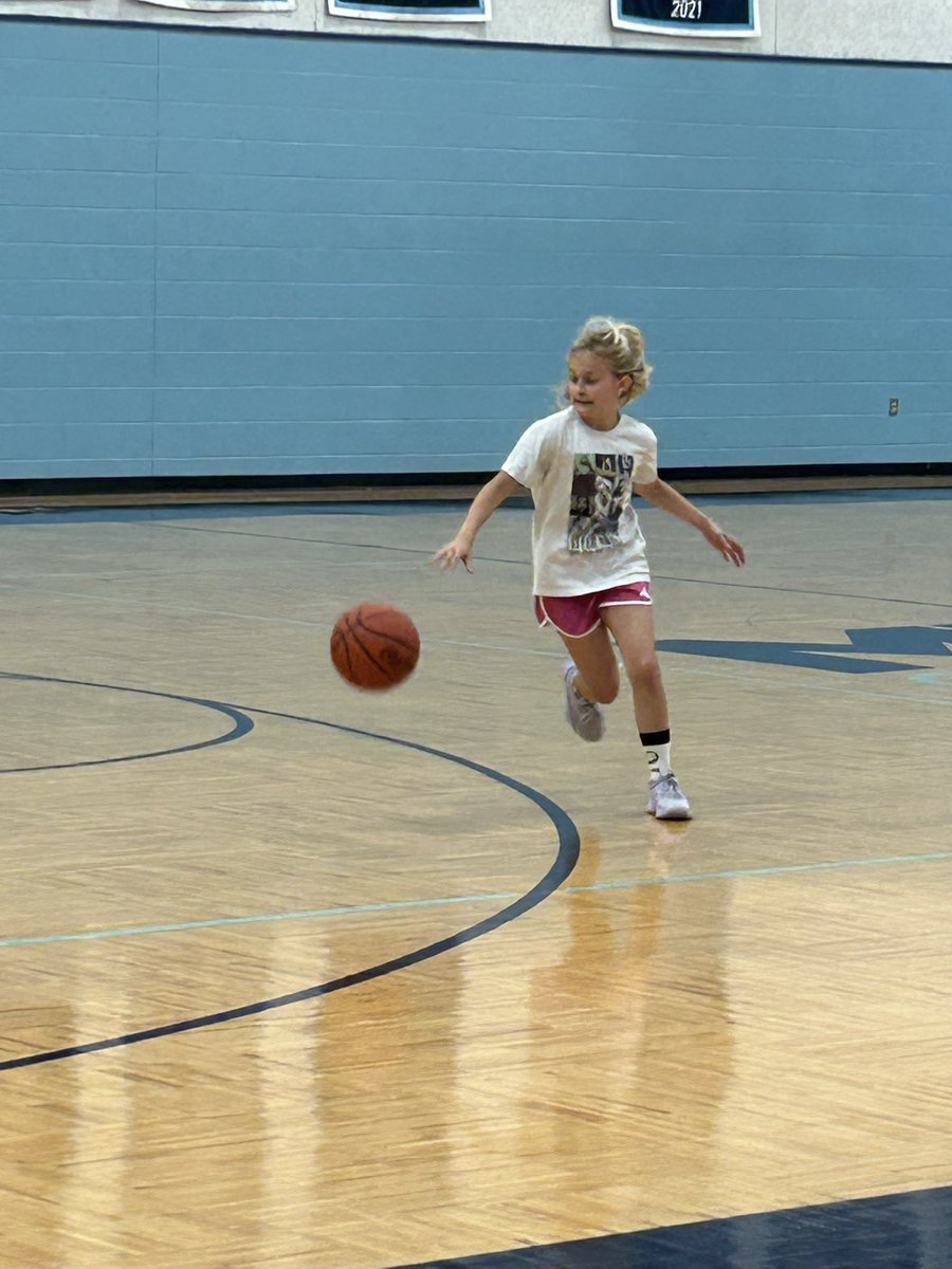 8302R's tweet image. Day 2 of Avery’s MND Basketball Camp is underway!!!