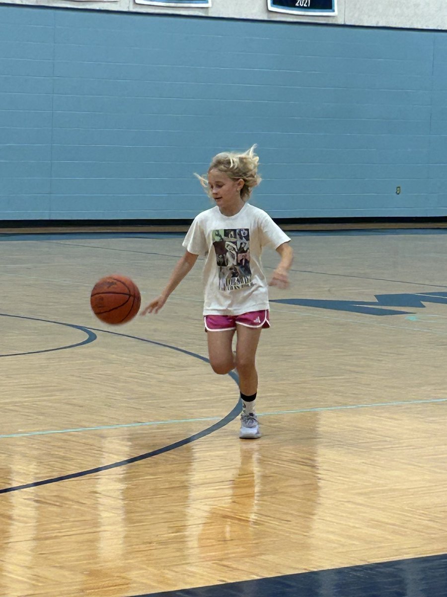 8302R's tweet image. Day 2 of Avery’s MND Basketball Camp is underway!!!