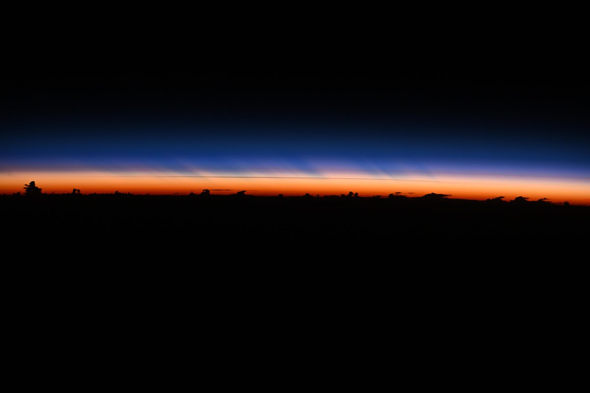 Astro_Ayers's tweet image. I love sunrises in space just as much as I do on Earth.
Just look at the cloud heights and depth out on the Earth’s limb.