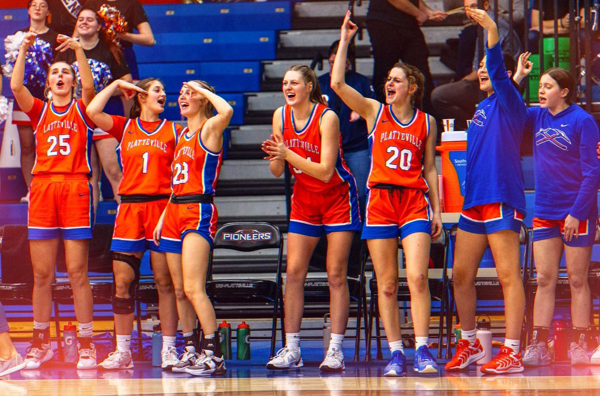 Youth Camp registration closes TOMORROW — don’t miss your chance to learn from the energy and excitement of Pioneer Women’s Basketball! 🏀🔥

📅 Lock in your spot now: letsgopioneers.com/sports/wbkb/Ca…

#SwingTheAxe ⛏️