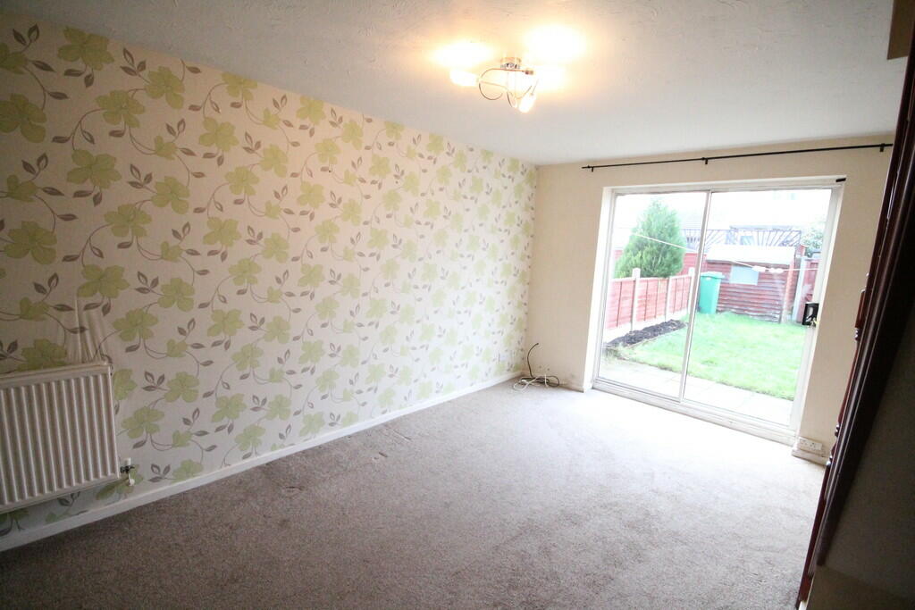 martinco_crewe's tweet photo. ⭐ NOW ON THE RENTAL MARKET ⭐

🏘New To The Rental Market - 2 bedroom mews property, Coppenhall Grove, Crewe
⭐To Rent - £825 PCM Deposit £951– unfurnished

Call us on 01270 500905 to book a viewing.

#Martinandco #Rental #crewe https://t.co/kFv0QIeZUh