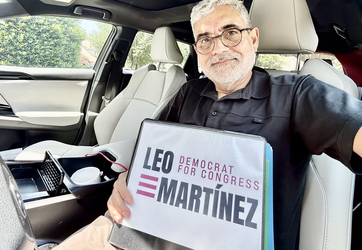cuchovivas's tweet photo. Leo Martínez isn’t just another candidate, he’s the antidote to MAGA chaos. Harvard brain. Community heart. Let’s shake up #VA11
#LeoForCongress #FlipTheScript #TeamLeo #LeadershipForAll
#LatinoPoder #EquipoLeo #LiderazgoParaTodos #PoderLatino https://t.co/jOZfcNaVZg