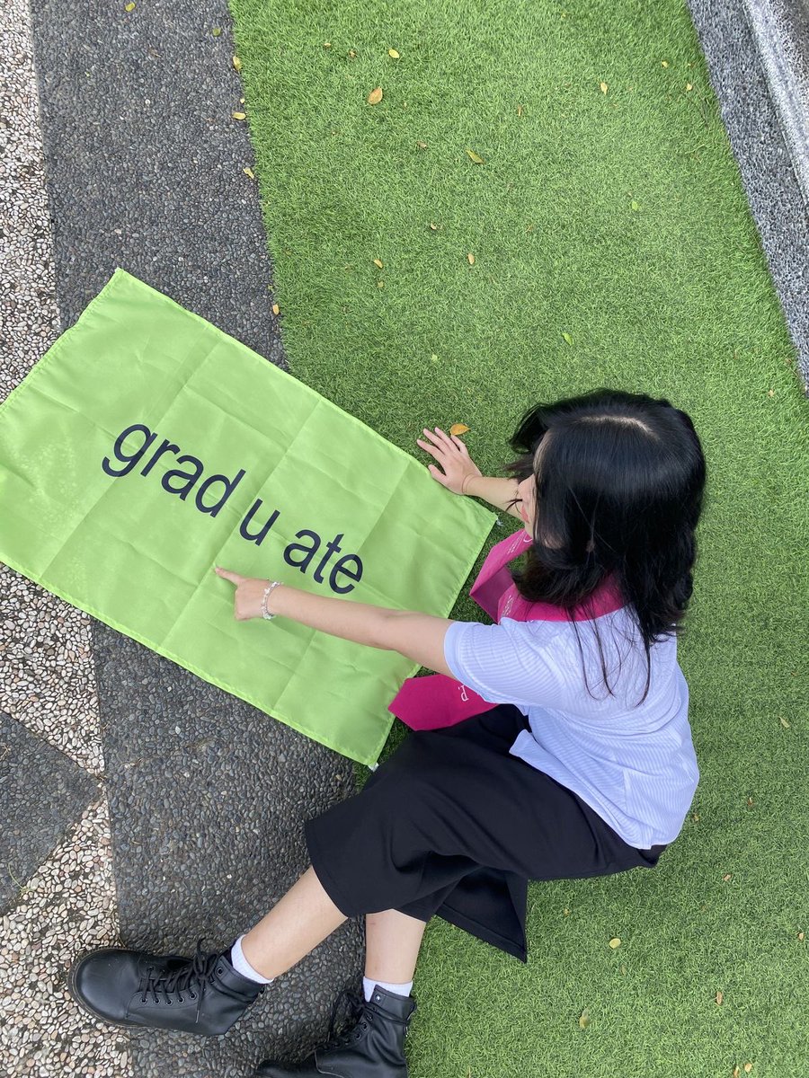 iluvscratch's tweet photo. ๋ ์กธ์
์ ์ปจ์
๋ฒ์จ ์ ํจ
#bratcore ๐ https://t.co/4hCKTa01KJ
