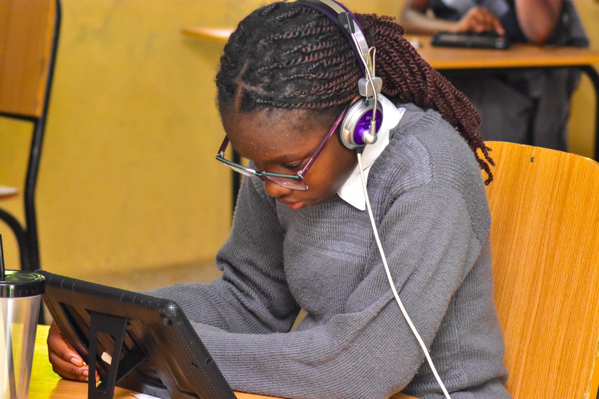 OlashoreSchool's tweet image. Success for Year 9! 🎉

Proud of our students for completing their GL Assessment Tests. These tools help us personalise learning and support every learner&apos;s growth.
Big thanks to our staff, students &amp;amp; families! 💙
#OISRedefined #StudentSuccess #AcademicExcellence #Admissionopen