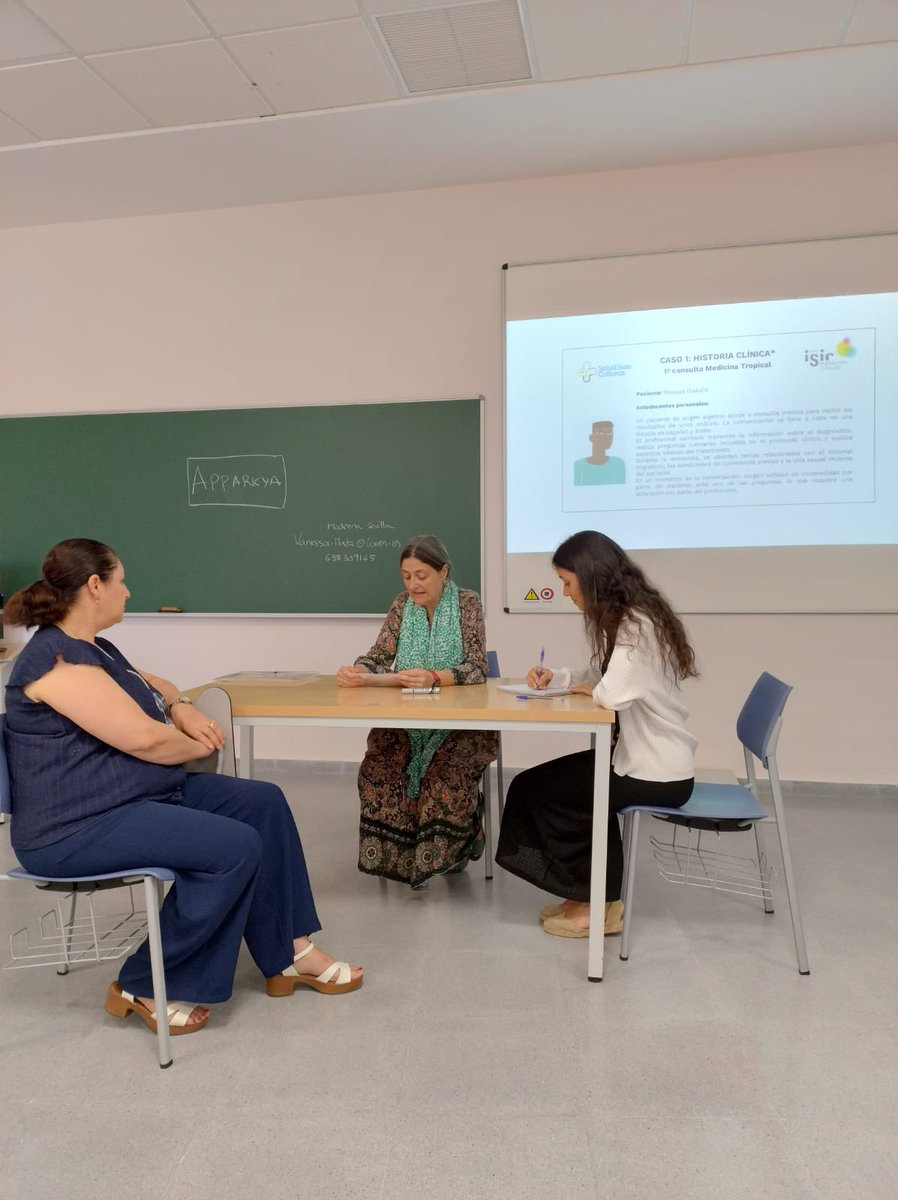 Salud Entre Culturas (SEC) (@salud_culturas) on Twitter photo Cerramos el curso de «Mediación Intercultural en el contexto sanitario» en Sevilla con una sesión práctica dirigida por Leïla Boubekeur, intérprete y mediadora de <a href="/Salud_Culturas/">Salud Entre Culturas (SEC)</a>.
#MediaciónIntercultural #MigraciónySalud <a href="/redisir/">Red ISIR</a> <a href="/EASPsalud/">Escuela Andaluza SP</a> Cerramos el curso de «Mediación Intercultural en el contexto sanitario» en Sevilla con una sesión práctica dirigida por Leïla Boubekeur, intérprete y mediadora de <a href="/Salud_Culturas/">Salud Entre Culturas (SEC)</a>.
#MediaciónIntercultural #MigraciónySalud <a href="/redisir/">Red ISIR</a> <a href="/EASPsalud/">Escuela Andaluza SP</a>