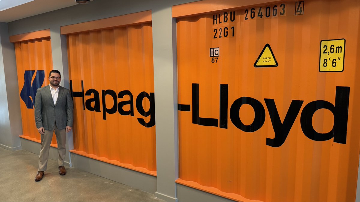 Rising 3L Eduardo Rondon is diving into the “how and why” of global shipping this summer as a legal intern with Hapag-Lloyd in Atlanta.

With Tulane Law’s Maritime Certificate Program behind him, he’s ready to make waves ⚓🌍 #MyTulaneLawSummer