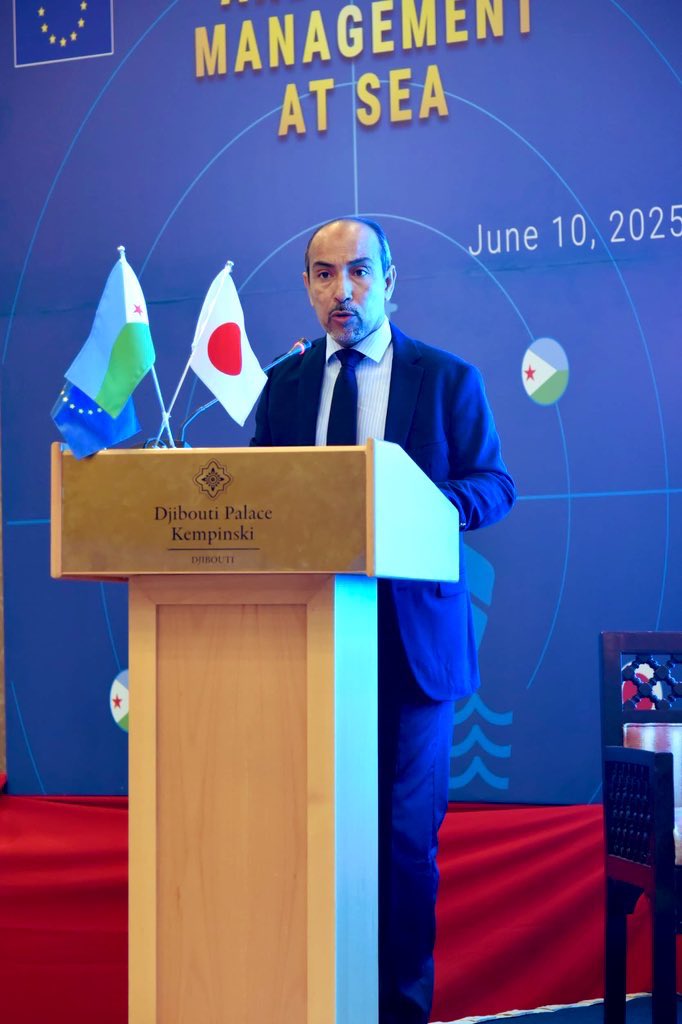 MAECIDJIBOUTI's tweet image. Tenue du 2ème Symposium international sur la gestion des crises en mer en vue de partager les expériences, renforcer la coordination et la coopération face aux défis en Mer Rouge et dans l&apos;Océan Indien. MAECIDJIBOUTI @UEaDjibouti @amb_japon_dj #SécuritéMaritime #Djibouti