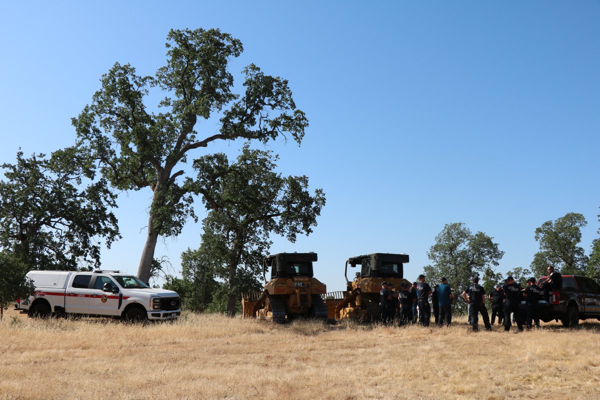 CAL FIRE Shasta-Trinity Unit/Shasta County FD tweet media