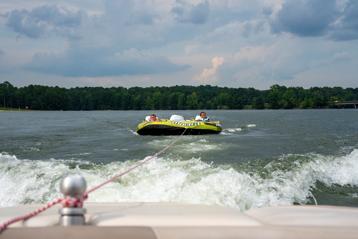 Big splashes, big smiles, and memories made ☀️🎉
There's nothing like tubing at West Point Lake to kick off the best kind of summer weekend. Bring the kids, pack the sunscreen, and turn water fun into a full family adventure.