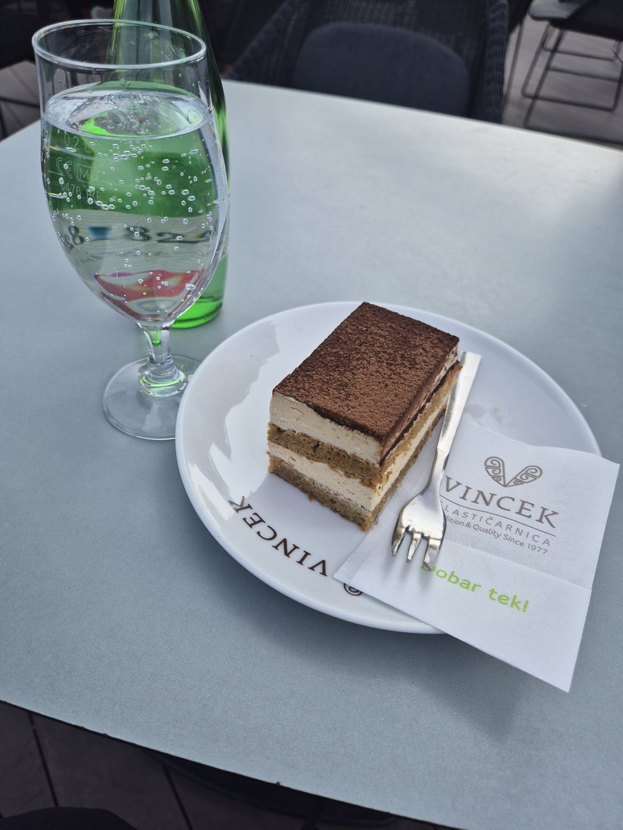 Kristija Tomaš i ja u zdravlju ❤️ #Zagreb #MonikaiKristijan #mojčovjek #ljubav #Dugave #NoviZagreb #RepublikaHrvatska #Zagreb #OptimističnaSamZaNasiSve #mjerausvemu #ljubavnapriča #KristijanTomašiMonikaDamjanović #Vincek #prekrasandan #mojprviobroksastolazajelo