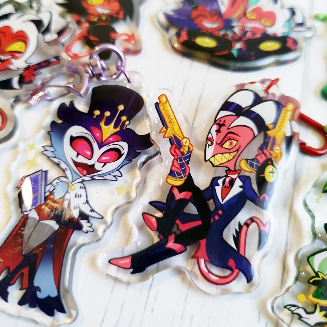 MikkytheHamster's tweet photo. New helluva boss charms and remade of a few old ones available now on my store!
Rts appreciated . Link on the reply
#helluvaboss #stolitz #mammon #vasago https://t.co/HjWGKrLiEK
