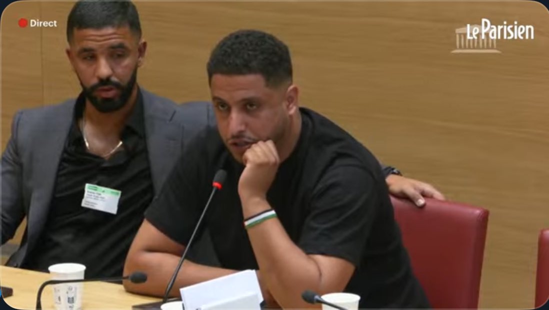 l’Avocat de Nasdas avec son col chemise ouvert peut être il croit il est à la chicha mmdmdrrr